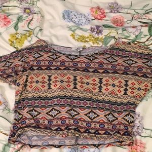 Forever 21 Soft Aztec Print Flowy Top M Like New